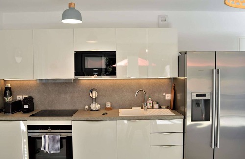 Cavalaire-sur-Mer Apartment | Modern Apartment with Pool, Terrace & A/C - 500m from Beach, Cavalaire-sur-Mer