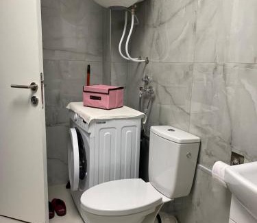 Kisela Voda Apartment | Modern Apartment A&F in Center Skopje