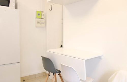 Louis Bertrand-Mirabeau-Semard Apartment | Modern apartment at the gates of Paris