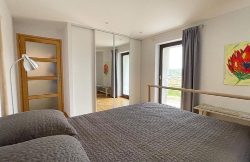 Quarante House | Modern apartment centrally located in Quarante