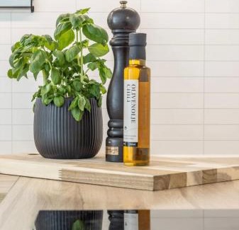Laksevag Apartment | Modern apartment ONLY 5 minutes from City centre