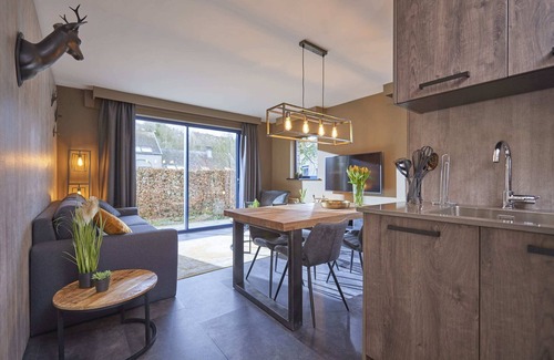 Bohon Apartment | Modern Apartment With Terrace