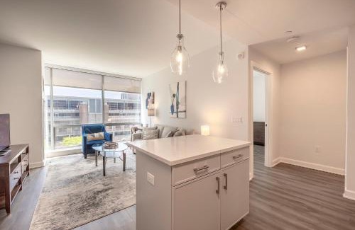 Downtown Apartment | Modern Apt Close to Downtown