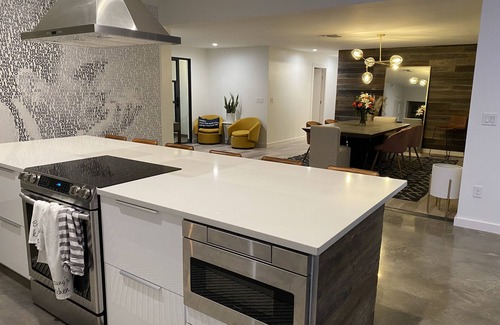 Apache Shores House | Modern Austin home with private pool/hot tub & lake access, 2 stand up boards!