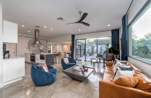 Apache Shores House | Modern Austin home with private pool/hot tub & lake access, 2 stand up boards!