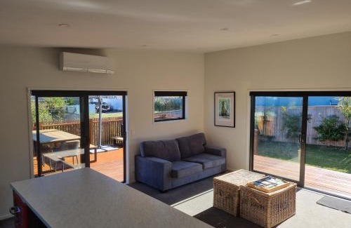 Kinloch House | Modern bach ideal for rest and relaxation