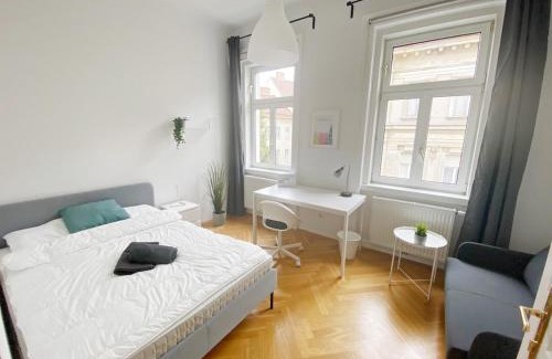 Wahring Apartment | Modern, Bright, Spacious 3-Room-Apartment in a Nice Area of Vienna