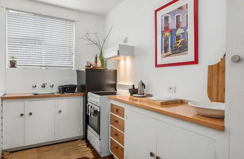 New Town Apartment | Modern City-Fringe Apartment in New Town