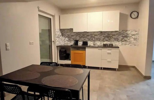 Sinz Bed & Breakfast | Modern comfort in Perl