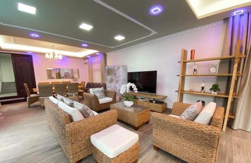 Trou aux Biches Villa | Modern Cosy Villa