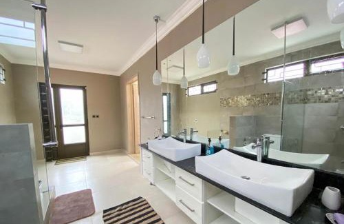 Trou aux Biches Villa | Modern Cosy Villa