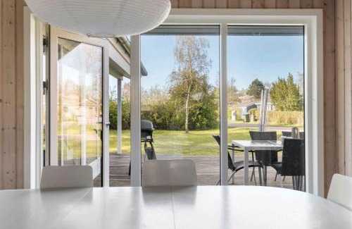 Grevinge House | Modern Cottage In Scenic Natural Setting