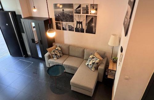 Schipperskwartier House | Modern cozy studio with backyard