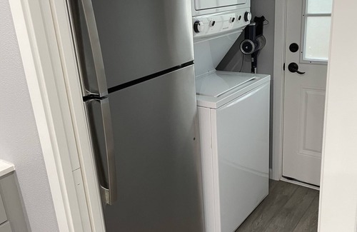 Hough Apartment | Modern Downtown Studio - FullyRenovated 1bed/1bath