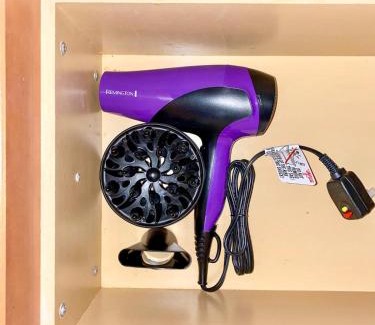 College Park House | Modern DT Home-King size Bed-Patios-Long Stays-WiFi