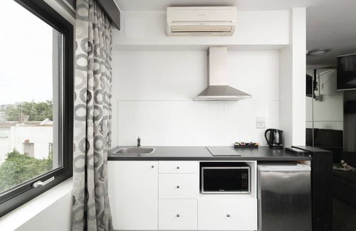 East Melbourne Hotel | Modern East Melbourne accommodation