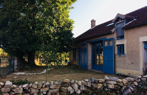 Pazy House | Modern farmhouse in a hamlet at the gates of the Morvan