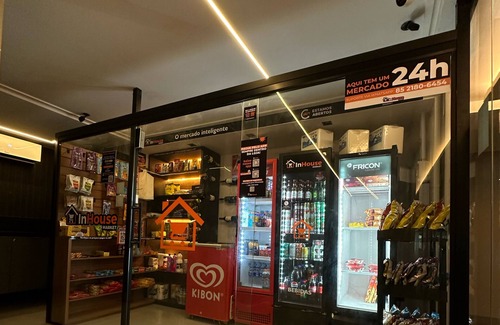 Tambau Apartment | Modern flat — 300m from the beach