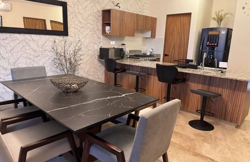 Veracruz Apartment | Modern Getaway with Rooftop Pool & Stunning Ocean Views