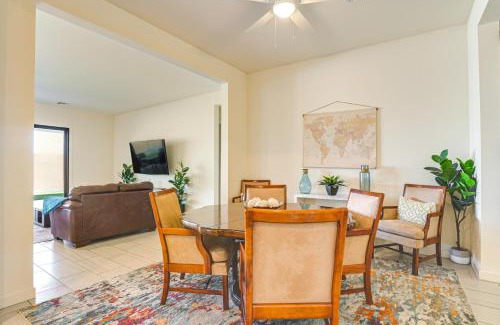 Glendale House | Modern Glendale Getaway about 3 Mi To Stadium!