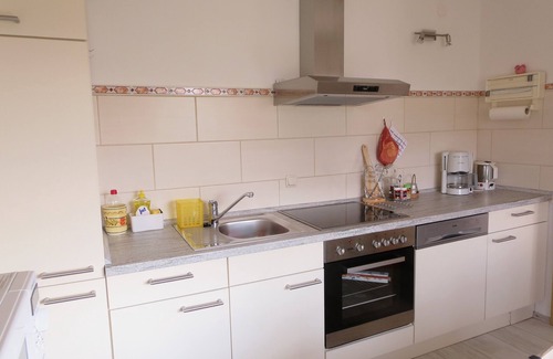 Waldsolms Apartment | Modern granny unit in calm location