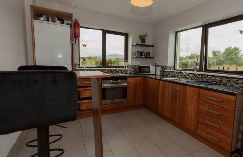 Bundoran Ski Chalet | Modern Holiday Home - Bundoran
