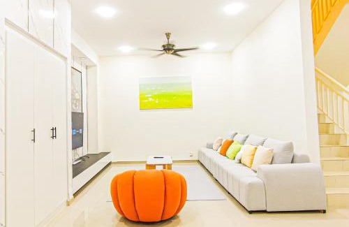 Kajang House | Modern Home at Kajang by HCK