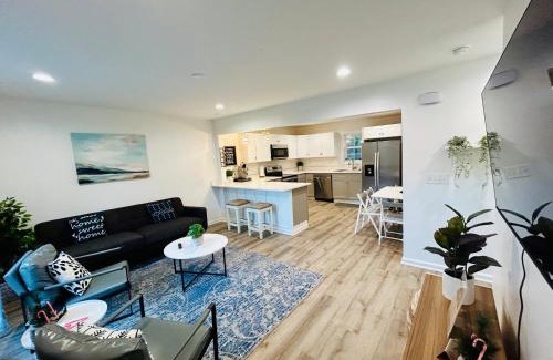 Paw Creek House | Modern Home Near Uptown CLT, Airport and More