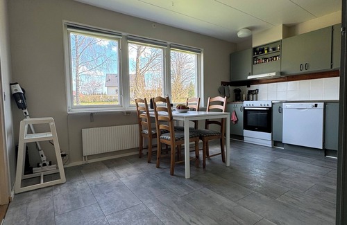 Alvsered House | Modern house for 6 people - close to Gekås Ullared