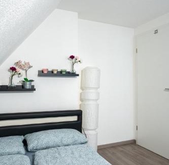 Memmingen House | modern house with pool - 3 bedrooms 2 Bathrooms