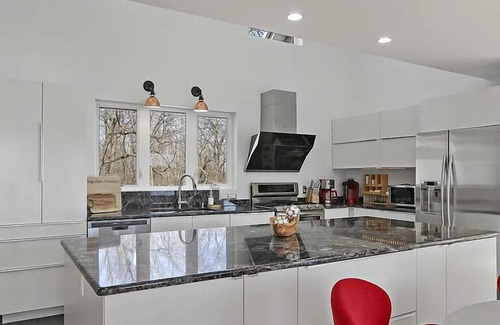 Waterford House | Modern lake house with a double lot. The views are amazing inside and out!n