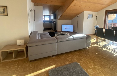 Leysin Apartment | Modern large luxury apartment with stunning views in village centre