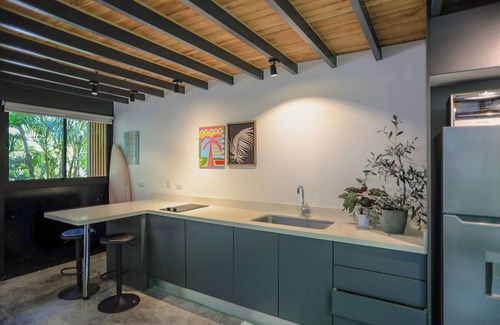 Mal Pais Apartment | Modern loft in Mal País with A/C, close to Santa Teresa with shared pool