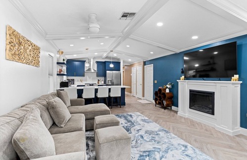Clair-Mel City House | Modern & Luxe Home with a Cozy Treehouse
