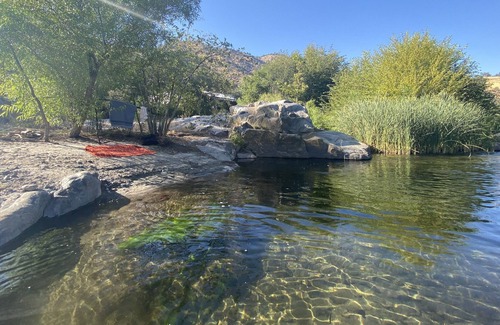 Three Rivers House | Modern luxury retreat with lap pool, hot tub & sauna ~ 4 miles to NP!