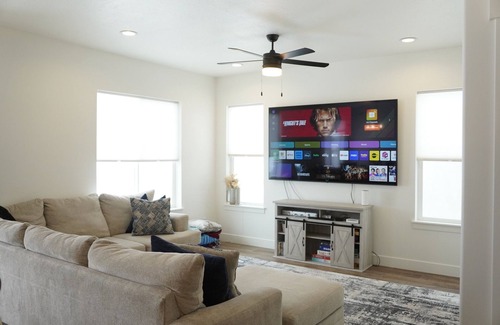 Utah County House | Modern Mapleton Retreat