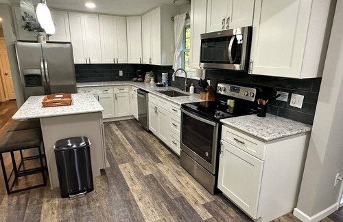 Pigeon Forge House | Modern Pigeon Forge Gem; Location, Hot Tub, Gameroom, Pigeon Forge Gem; Location, HT, GR