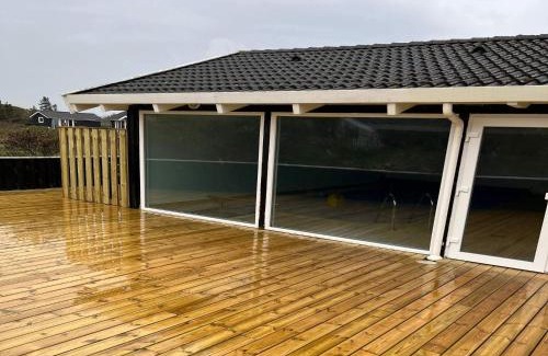 Hjørring House | Modern Pool House with View - By Traum Ferienwohnungen