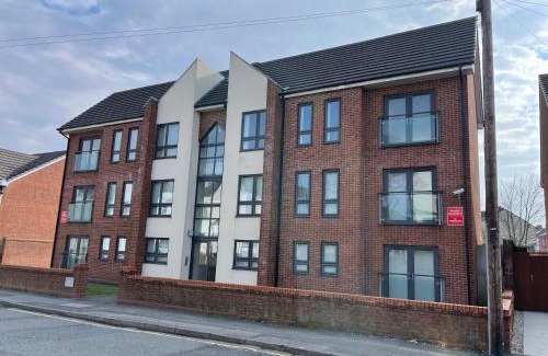 Liverpool Apartment | Modern, Quiet, Sleeps 10, Anfield, Tourists, Liverpool