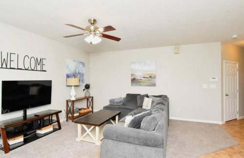 Dayton House | Modern Retreat near downtown Dayton