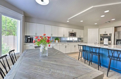 Gilbert House | Modern Spacious Open 5BR Family Retreat w/Pool, Game Room + Prime Gilbert Locat