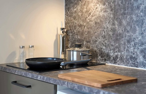 Stratum Apartment | Modern Studio for Two in Eindhoven