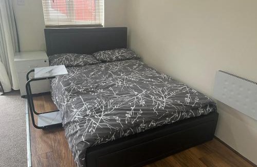 Rayners Lane Apartment | Modern Studio in Rayners Lane Pinner Harrow near wembley Greater London