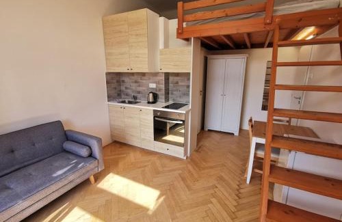 Vrsovice House | Modern studio with excellent transport links