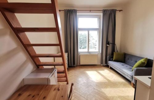 Vrsovice House | Modern studio with excellent transport links