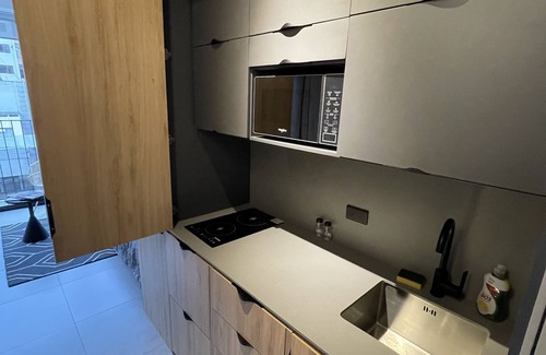 Financial District Apartment | Modern studio with parking - Murphy bed