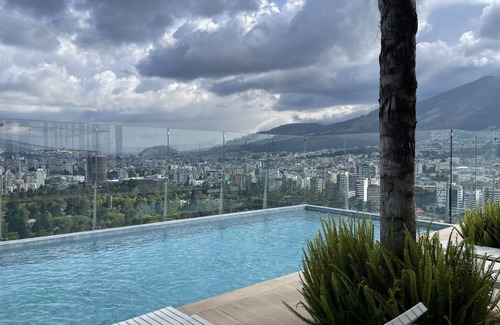 Financial District Apartment | Modern studio with parking - Murphy bed