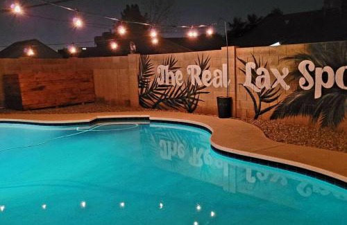 Meyer Park House | Modern Tempe home with Heated pool, ASU