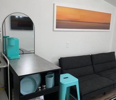 Eastman Resort | Modern tiny house -hidden away just outside of town