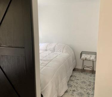 Eastman Resort | Modern tiny house -hidden away just outside of town